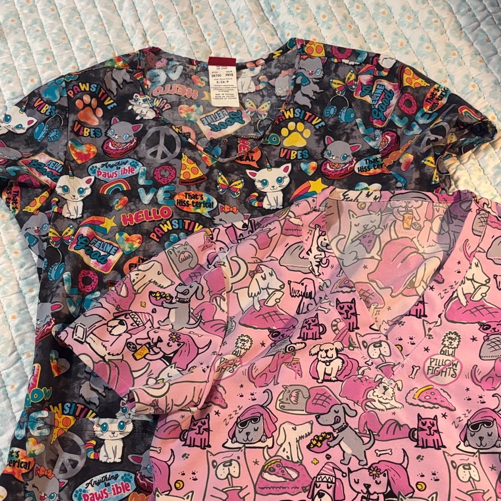 Vibrant Cat Print Women's Jersey Top